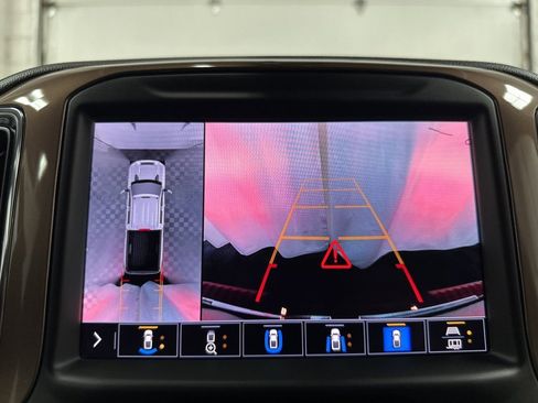 Used 2023 Chevrolet Silverado 2500 High Country w/ Z71 Off-Road Package image 26