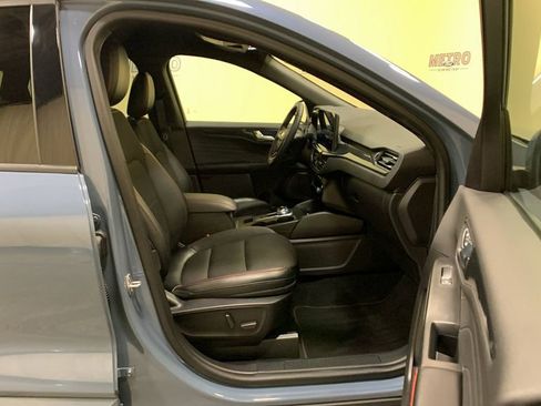 Used 2023 Ford Escape ST-Line Elite image 12