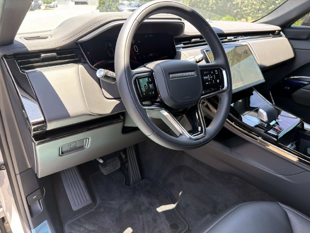 New 2026 Land Rover Range Rover Sport SE AWD/4WD image 20