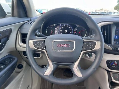 Used 2024 GMC Terrain Denali image 11