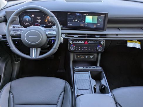 New 2026 Hyundai Tucson Limited image 17