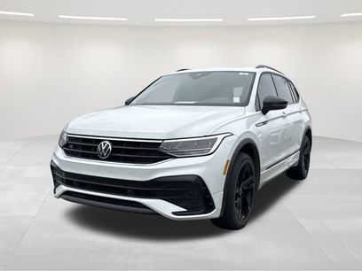 Used 2023 Volkswagen Tiguan SE R-Line