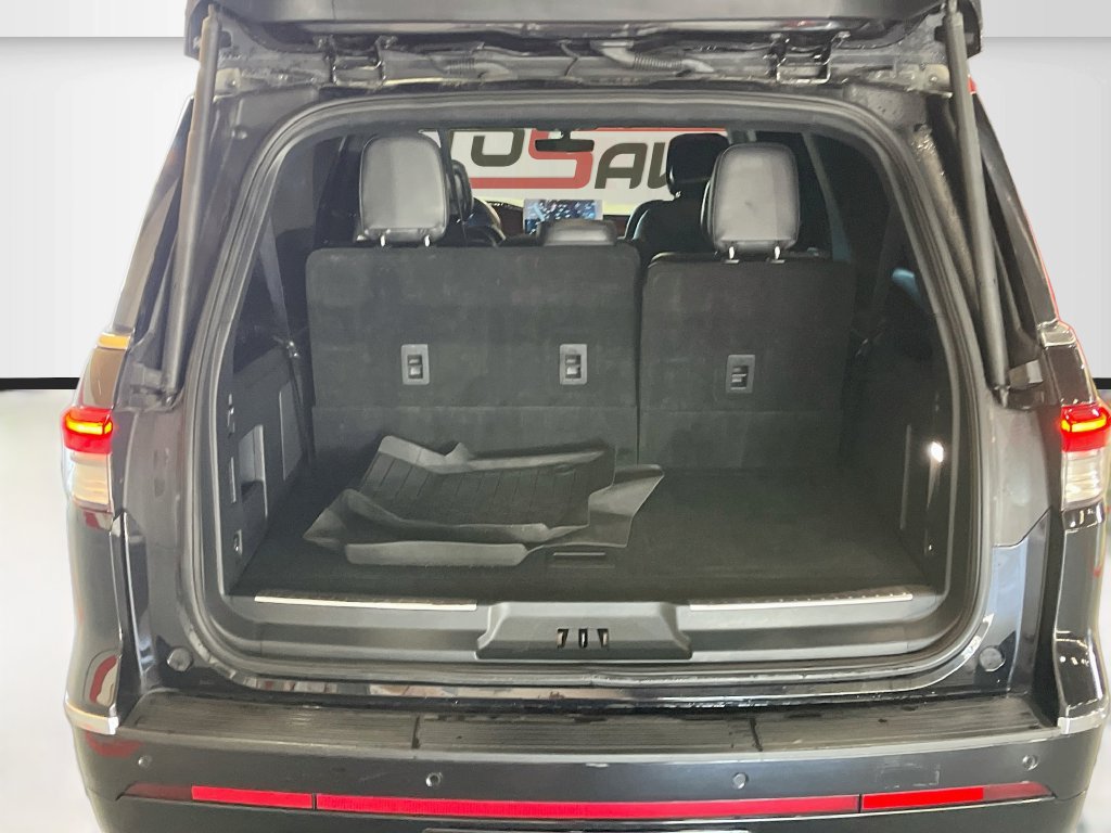 Used 2024 Lincoln Navigator L 4WD image 27