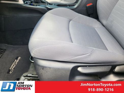 Used 2024 Toyota Corolla Cross AWD Hybrid image 26