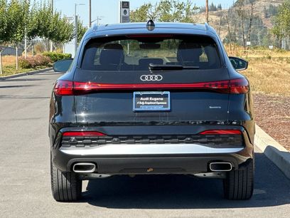Used 2025 Audi Q5 Premium w/ Convenience Package