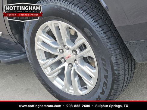Used 2024 GMC Yukon SLT RWD image 7