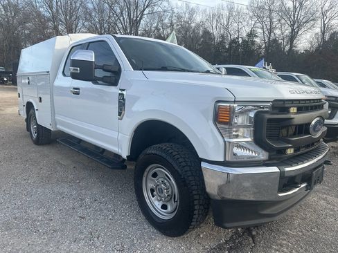 Used 2022 Ford F350 XL w/ Power Equipment Group image 3