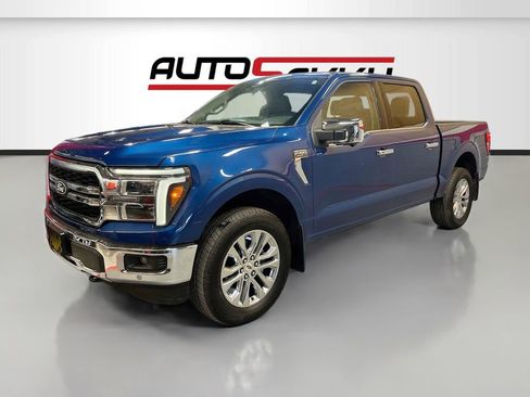 Used 2025 Ford F150 Lariat w/ Equipment Group 501A Mid AWD/4WD image 3