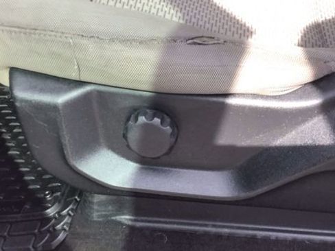 Used 2019 Ford F150 XLT image 15