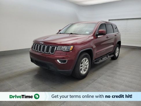 Used 2018 Jeep Grand Cherokee Laredo image 1