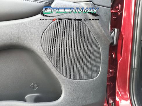 Used 2022 Dodge Durango GT RWD image 15