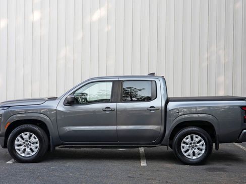 Used 2022 Nissan Frontier SV RWD image 42