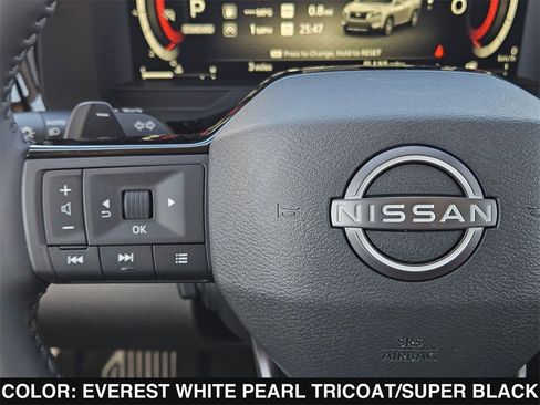 New 2026 Nissan Pathfinder Platinum image 27