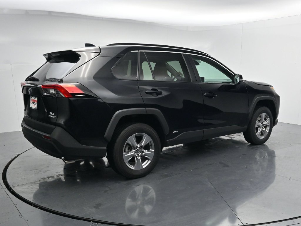 Used 2023 Toyota RAV4 XLE w/ Convenience Package AWD/4WD image 8