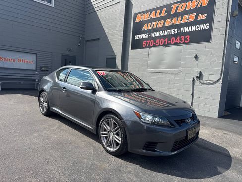 Used 2012 Scion tC FWD image 1