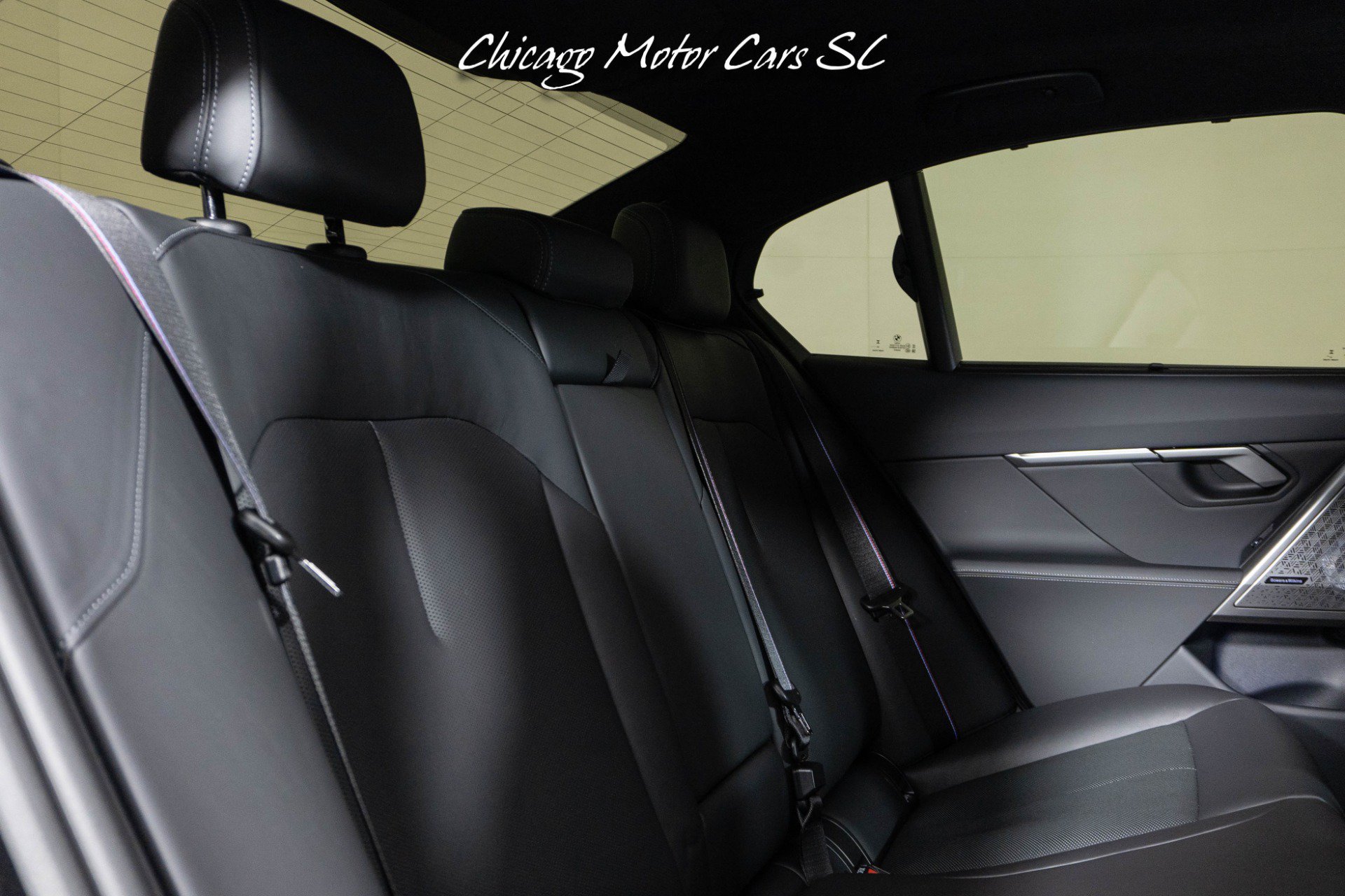 Used 2025 BMW M5 w/ Carbon Package AWD/4WD image 53