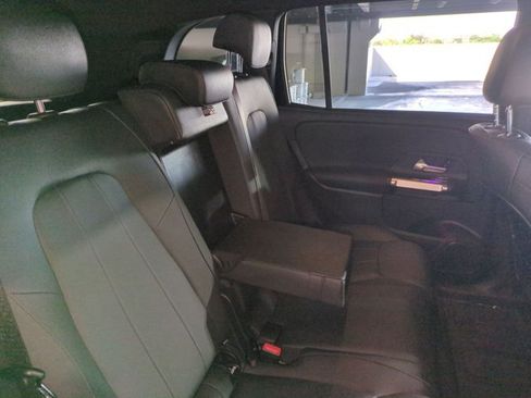 Used 2023 Mercedes-Benz EQB 300 4MATIC image 19
