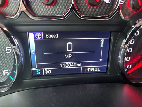 Used 2018 Chevrolet Silverado 1500 LT w/ All Star Edition AWD/4WD image 24