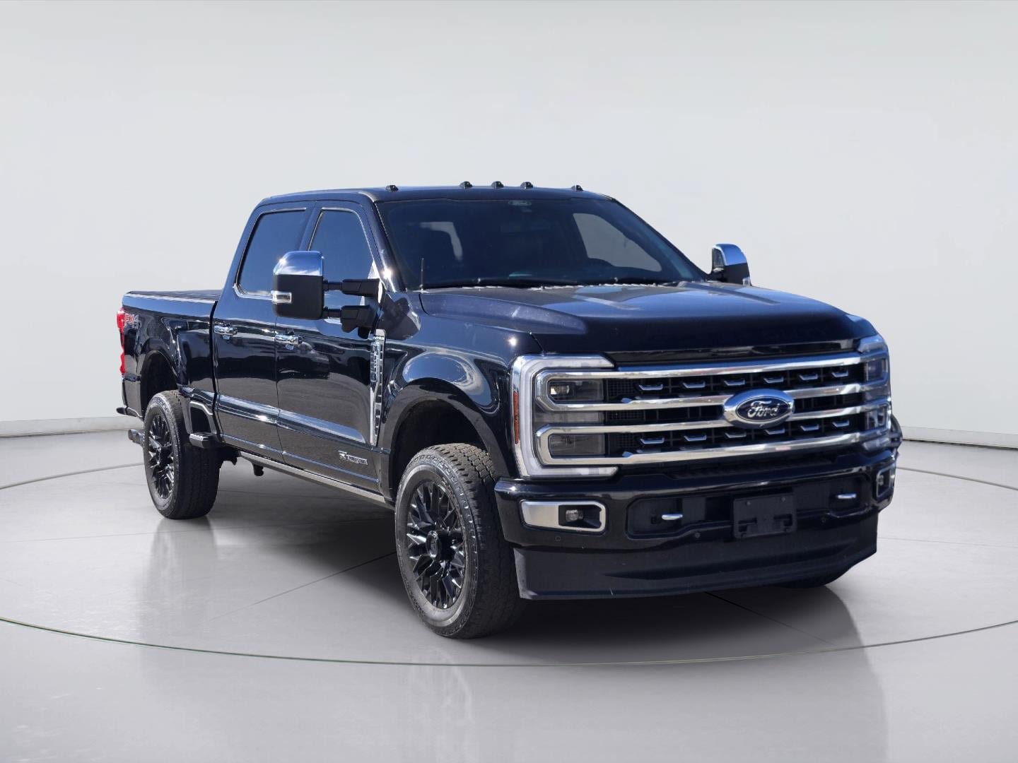 Used 2024 Ford F250 Platinum AWD/4WD image 3