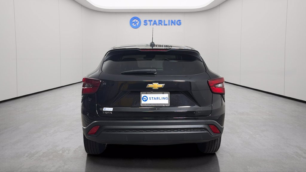 Certified 2024 Chevrolet Trax LS FWD image 7