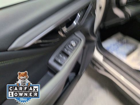 Used 2024 Subaru Outback Onyx Edition XT w/ Popular Package #2 image 13