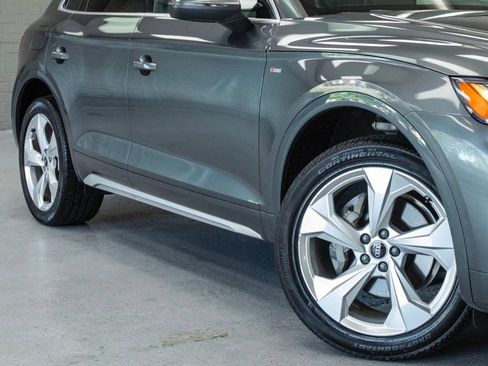 Used 2023 Audi Q5 2.0T Premium Plus w/ Premium Plus Package AWD/4WD image 7