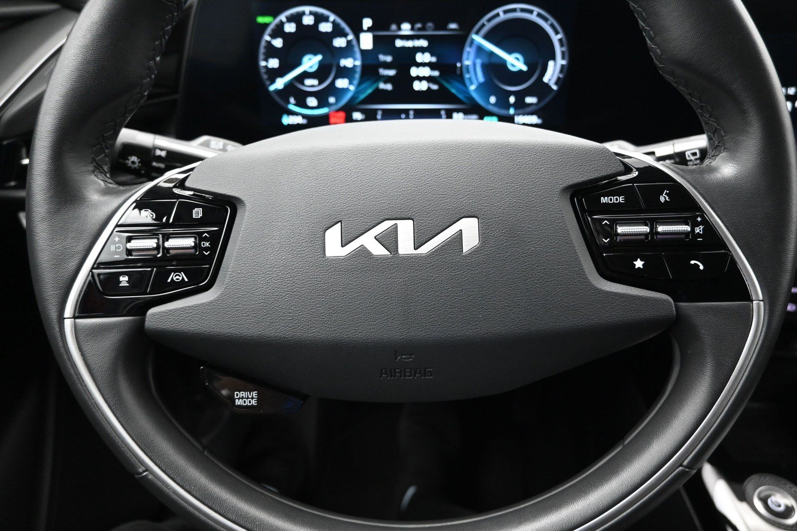 Used 2023 Kia Niro Wind FWD image 25