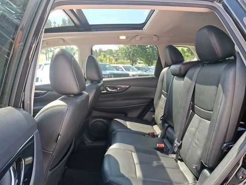 Used 2020 Nissan Rogue SL w/ Premium Package AWD/4WD image 10