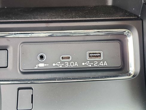 Certified 2025 Subaru Ascent Premium AWD/4WD image 23