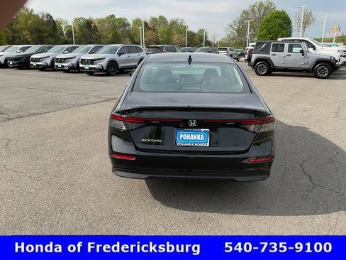Certified 2025 Honda Accord LX image 5