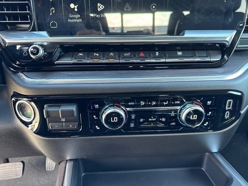 Used 2026 GMC Sierra 1500 SLT w/ SLT Premium Plus Package AWD/4WD image 30