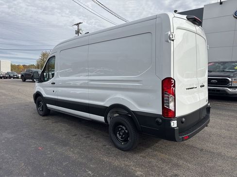 New 2026 Ford Transit 250 148 Medium Roof w/ Exterior Upgrade Package RWD image 39