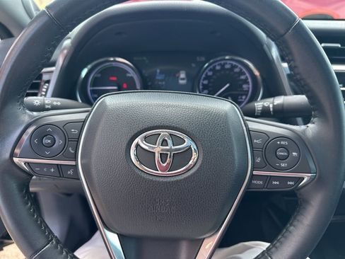 Used 2019 Toyota Camry XLE w/ Driver Assist Package FWD image 13