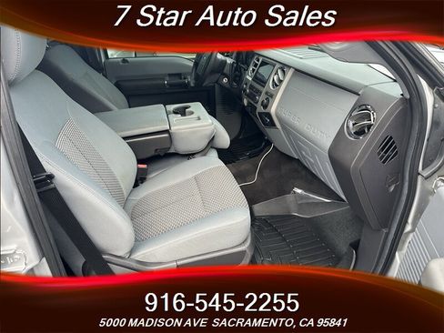 Used 2016 Ford F250 XLT w/ XLT Premium Package image 12