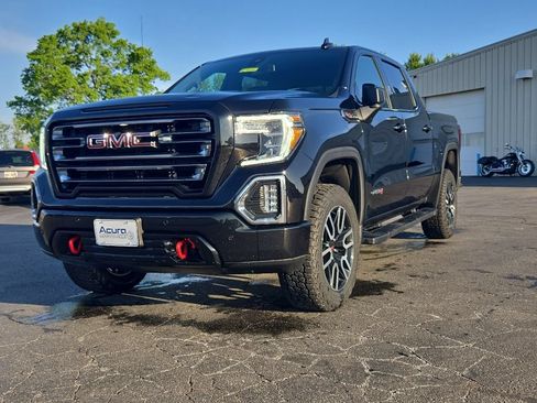 Used 2022 GMC Sierra 1500 AT4 w/ AT4 Preferred Package AWD/4WD image 3