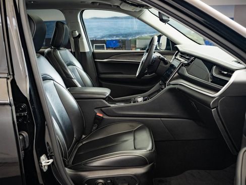 Used 2024 Jeep Grand Cherokee Limited 4xe image 20