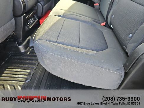 Used 2020 Chevrolet Silverado 2500 LT w/ Convenience Package image 26