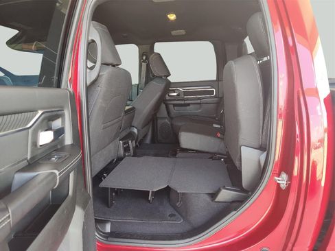 Used 2026 RAM 2500 Big Horn AWD/4WD image 9