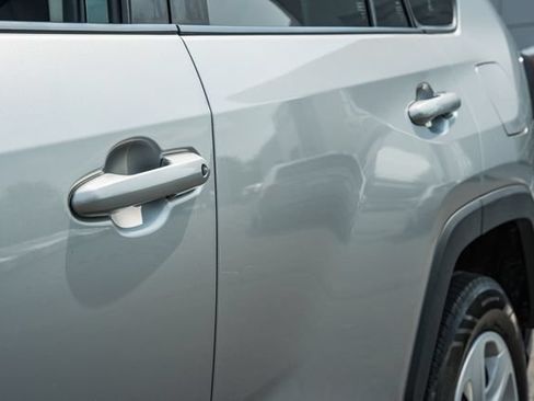 Used 2019 Toyota RAV4 LE w/ All Weather Liner Package AWD/4WD image 14