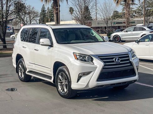 Used 2016 Lexus GX 460 w/ Premium Package image 5