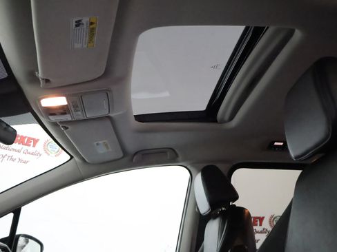 Used 2025 Honda Odyssey EX-L image 30