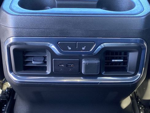 Used 2021 Chevrolet Silverado 1500 High Country w/ Technology Package image 26