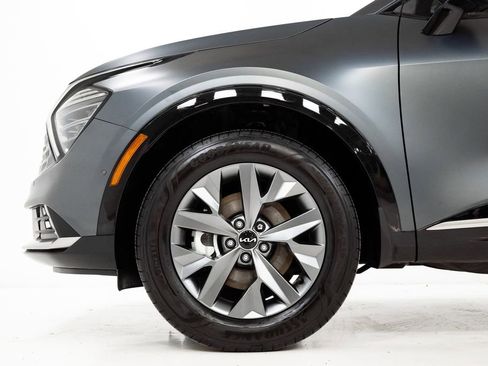 Certified 2025 Kia Sportage SX Prestige image 28