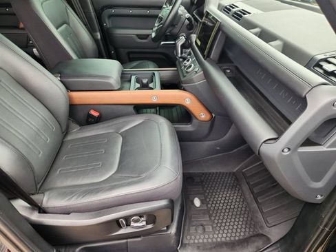 Used 2023 Land Rover Defender 130 X AWD/4WD image 14