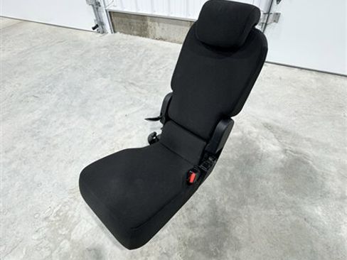 Used 2017 Chrysler Pacifica Touring w/ Tire & Wheel Group image 10