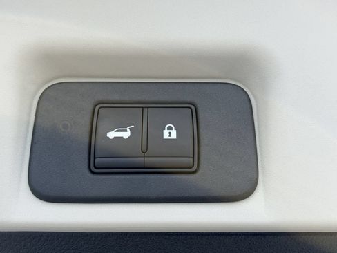 Certified 2024 Nissan Ariya AWD image 24