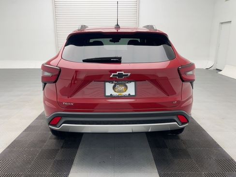 New 2026 Chevrolet Trax LT w/ LT Convenience Package image 10