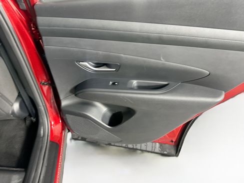 Used 2025 Hyundai Tucson SEL FWD image 30