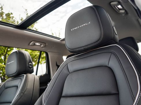 New 2026 GMC Terrain Denali w/ LPO, Floor Liner Package image 20