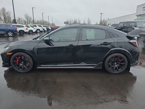 Used 2019 Honda Civic Type R image 2